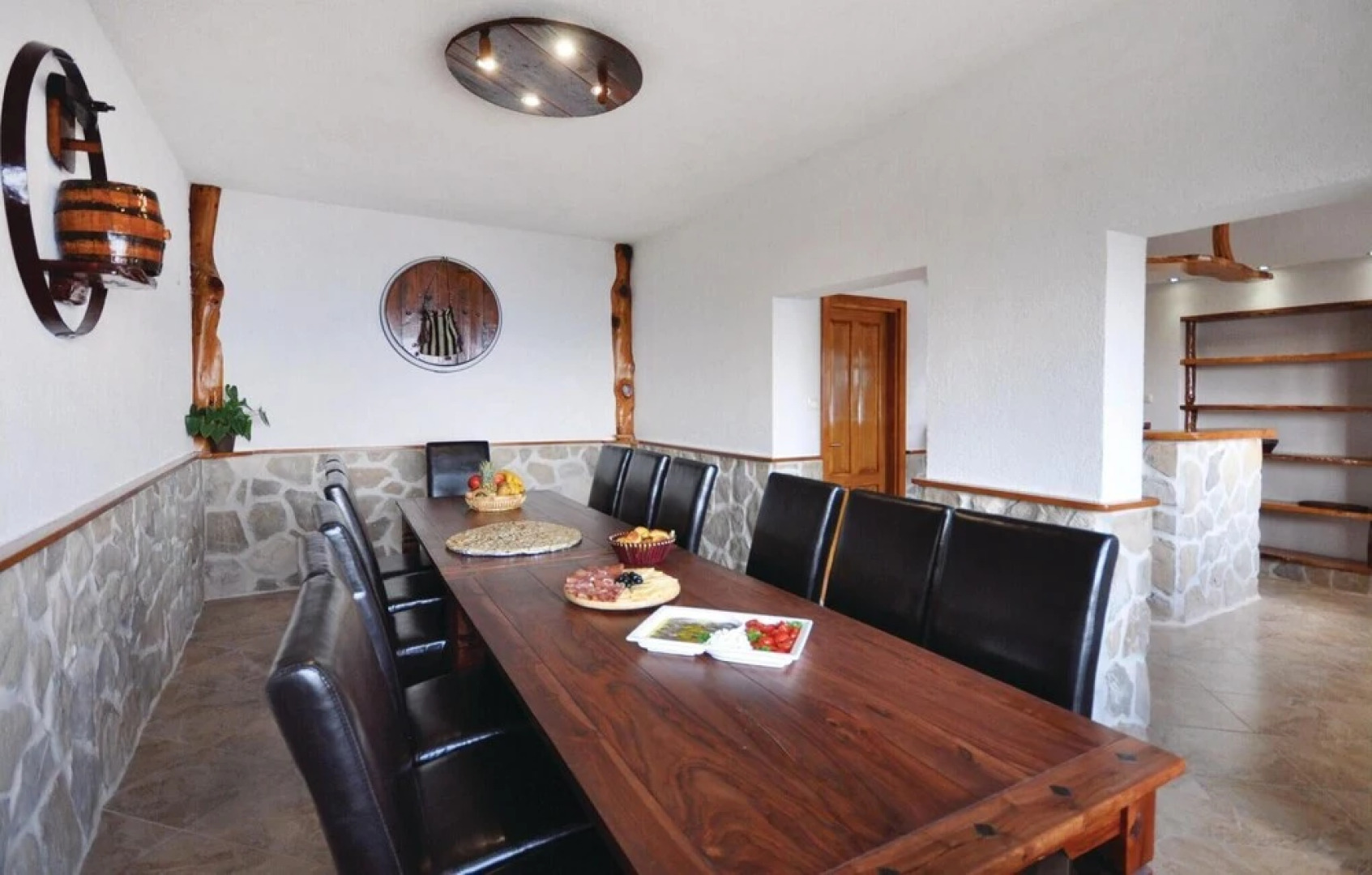 Amazing Home in Omis With Sauna, Wifi and 6 Bedrooms