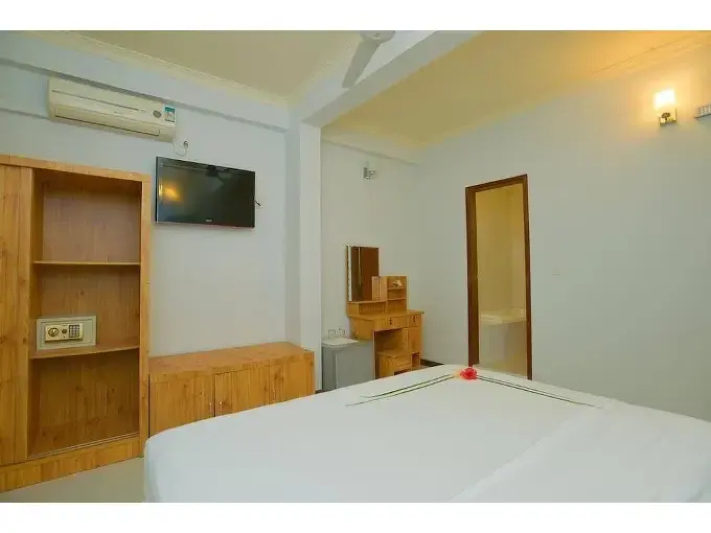 The White Sand Dunes Rasdhoo