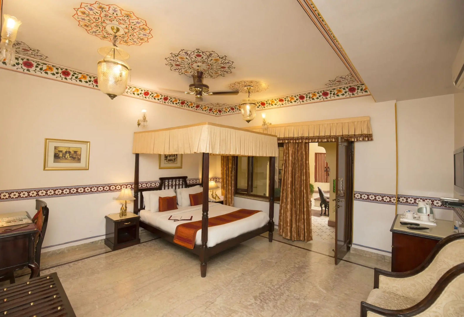 Umaid Bhawan - A Heritage Style Boutique Hotel