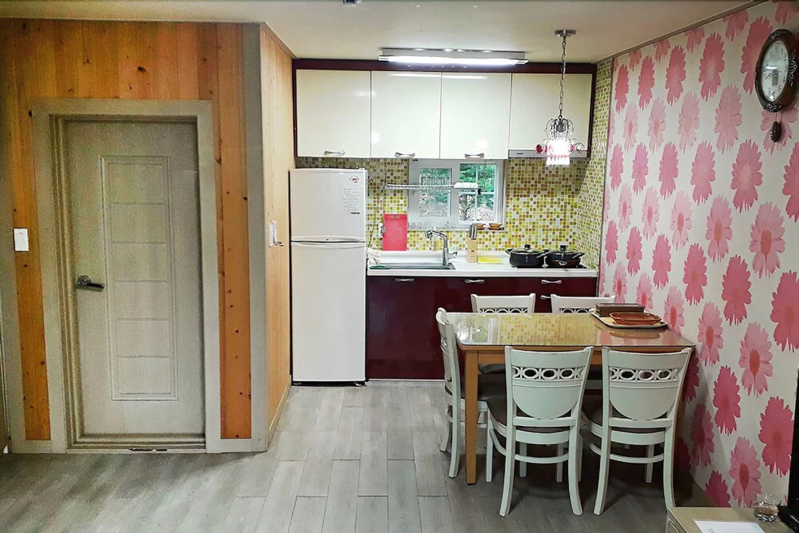 Hongcheon Pastel Pension