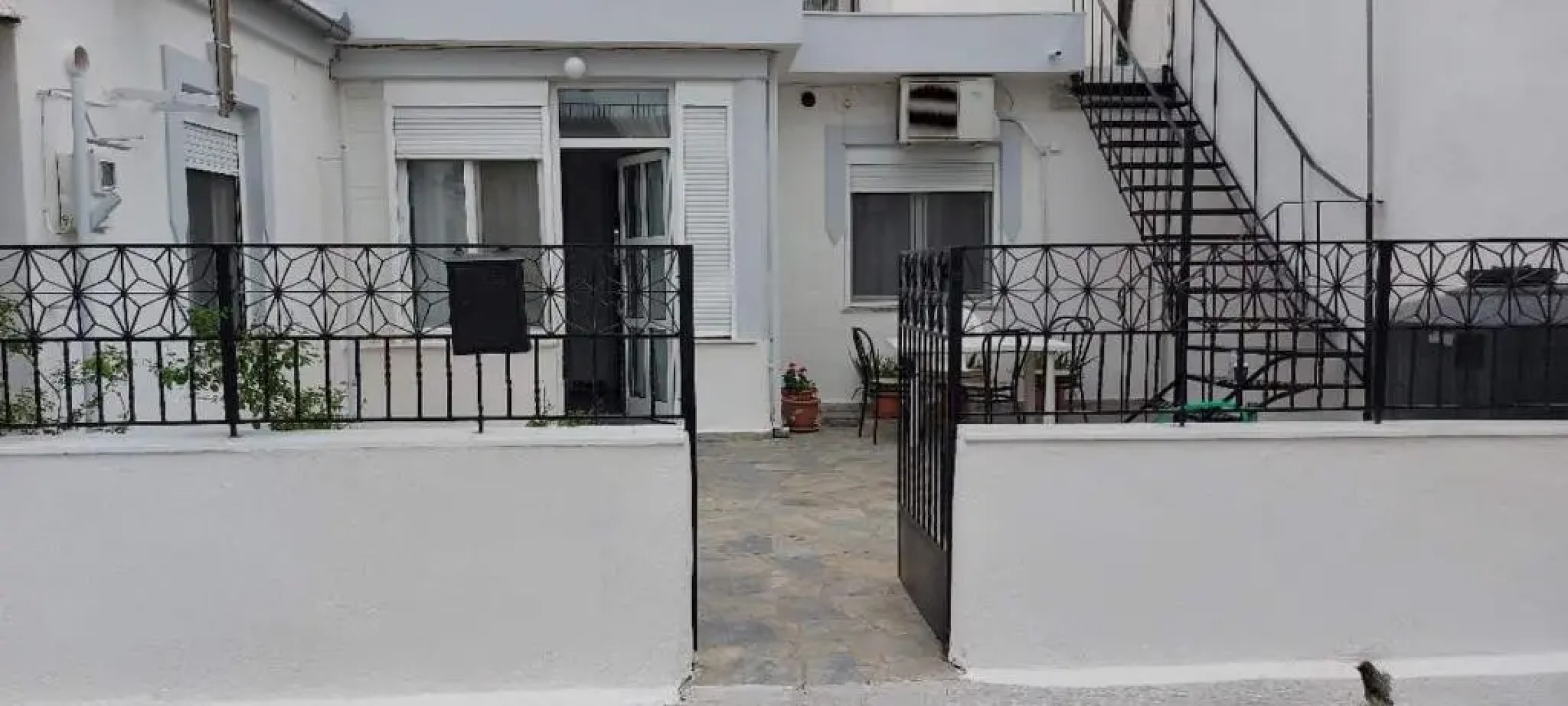 Vintage detached house