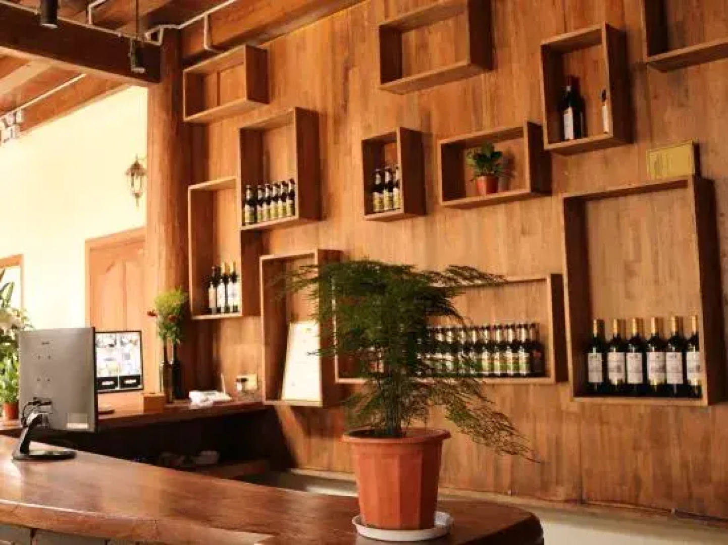 Guzang Xiangbala Diannan Wufu Boutique Inn