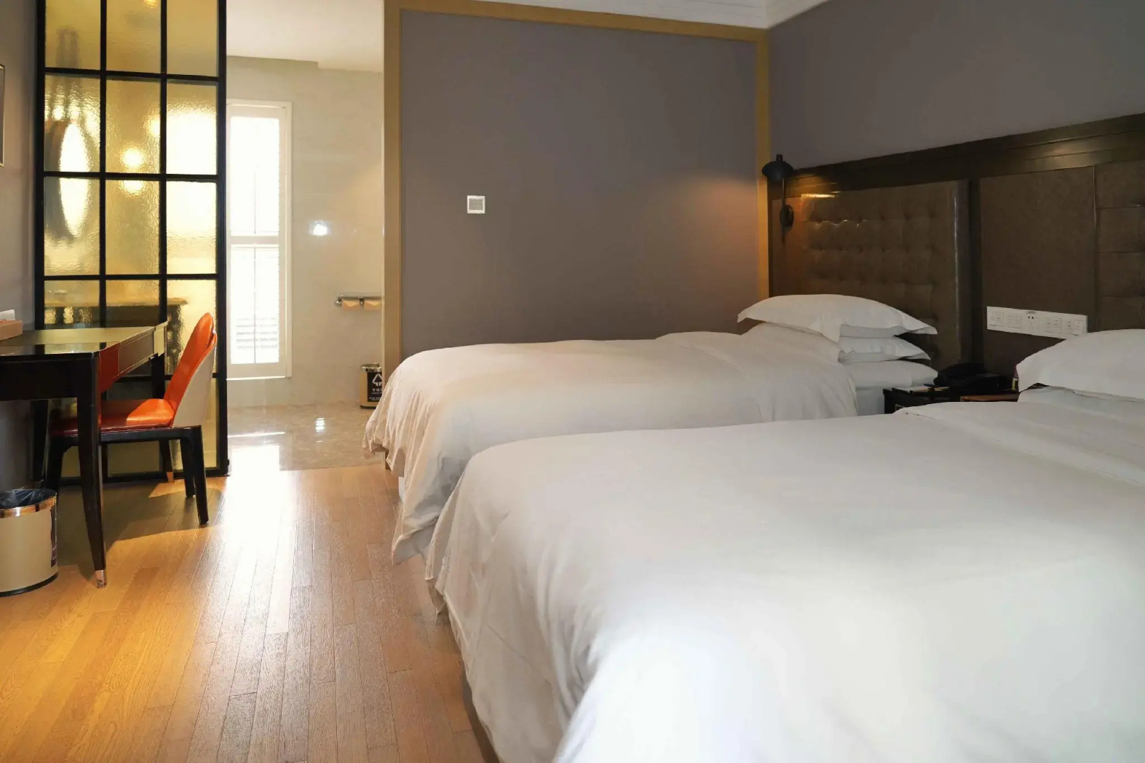 Metropolo Classiq Shanghai Nanjing Road East Hotel