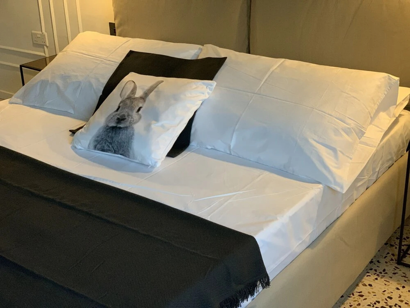 The Burrow City Rooms (Homestay)