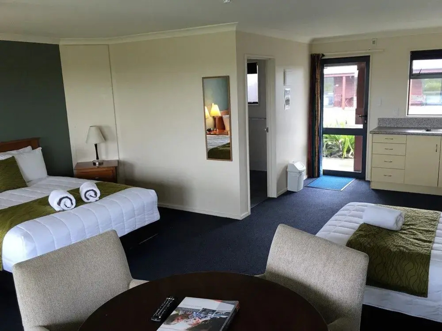 Haast River Top 10 Holiday Park