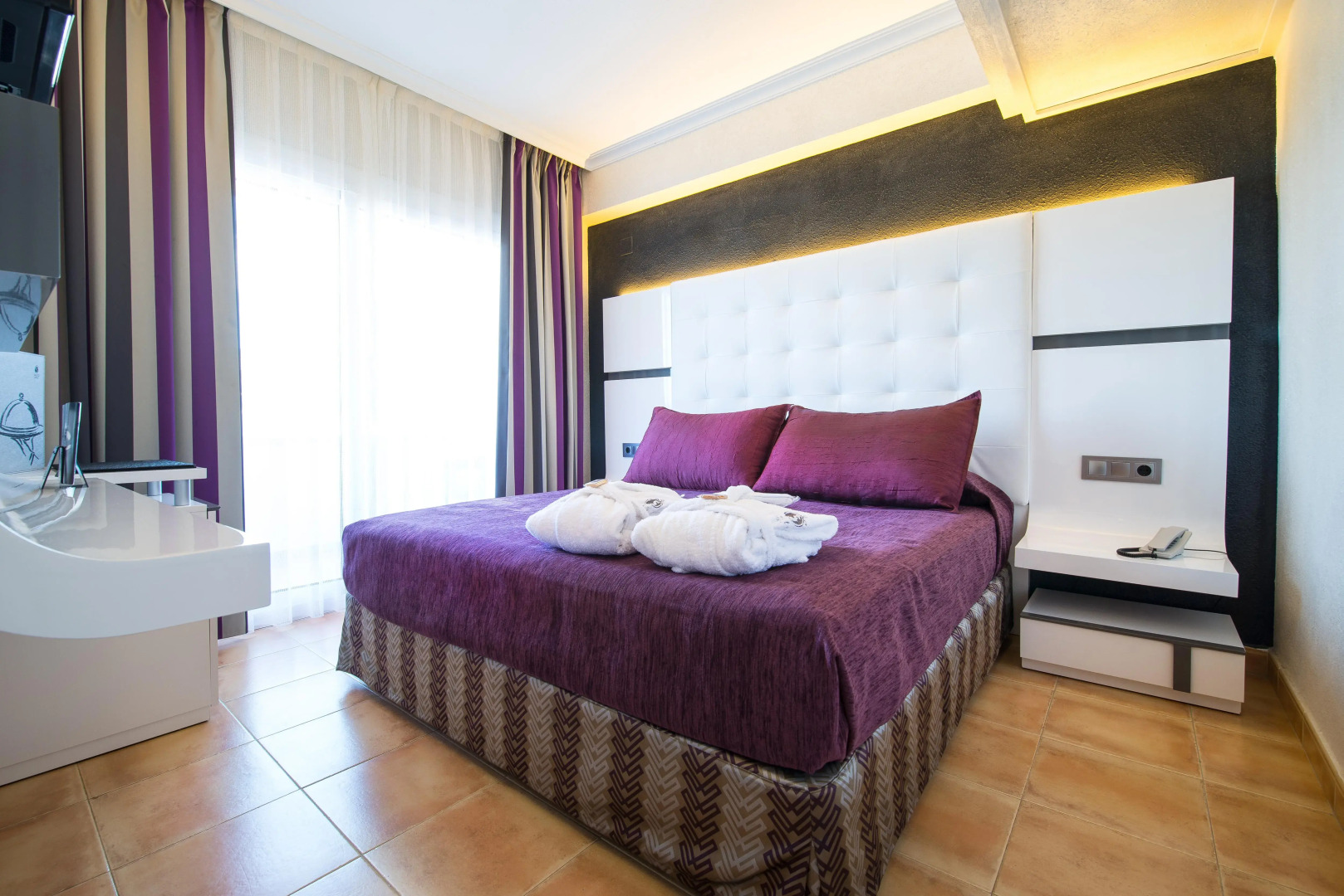 Salles Hotel Marina Portals