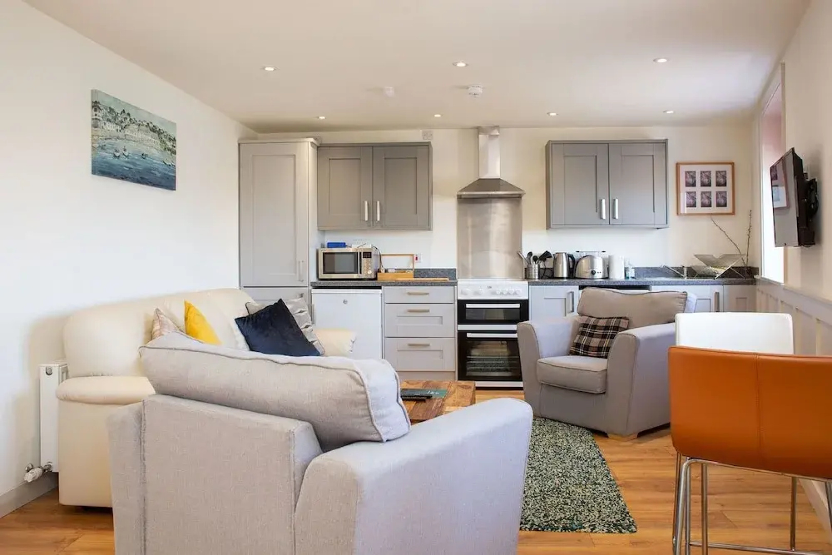 The Anchor Apartments