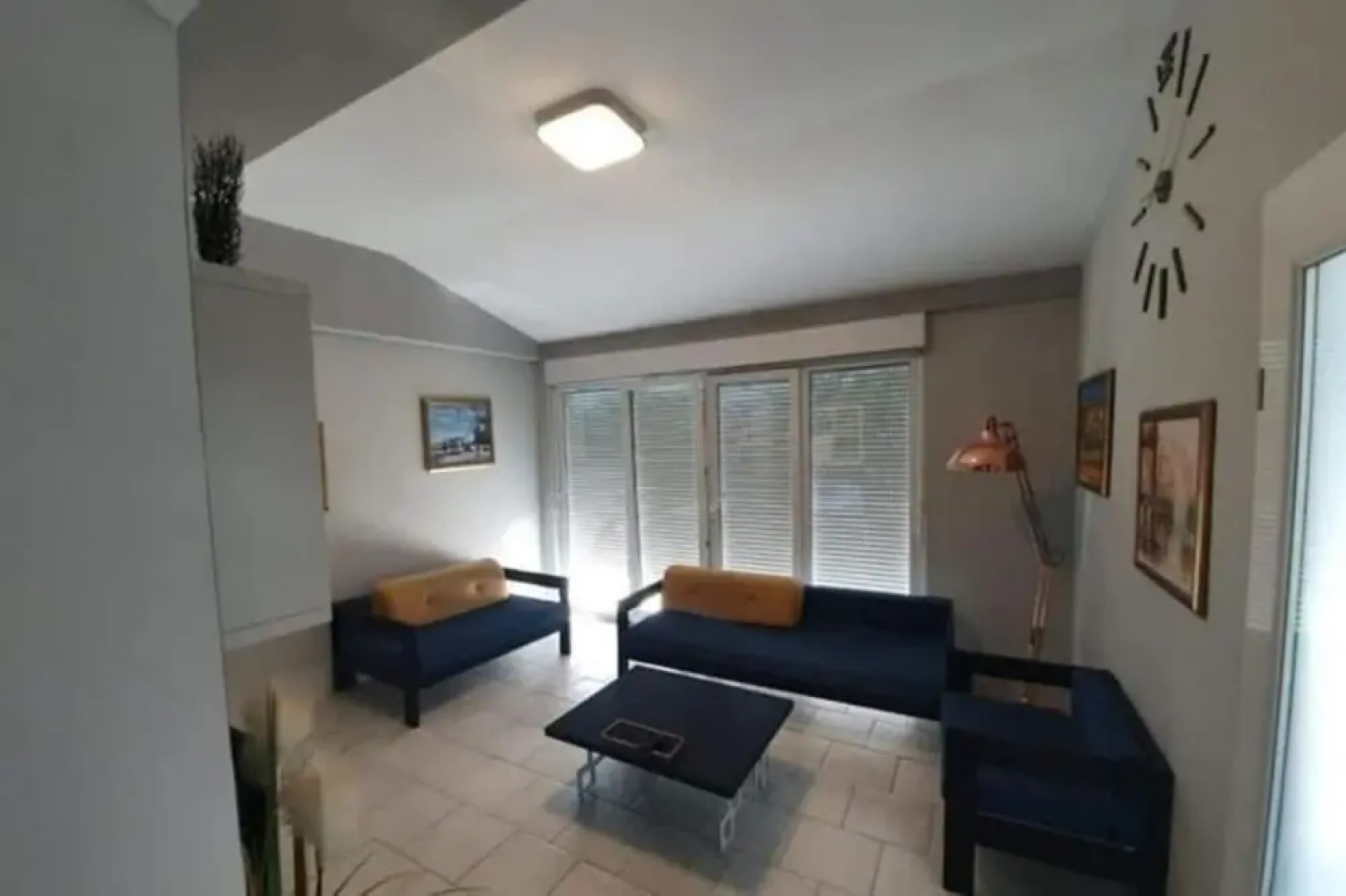 Robi - 100 Meters to the Beach - A2