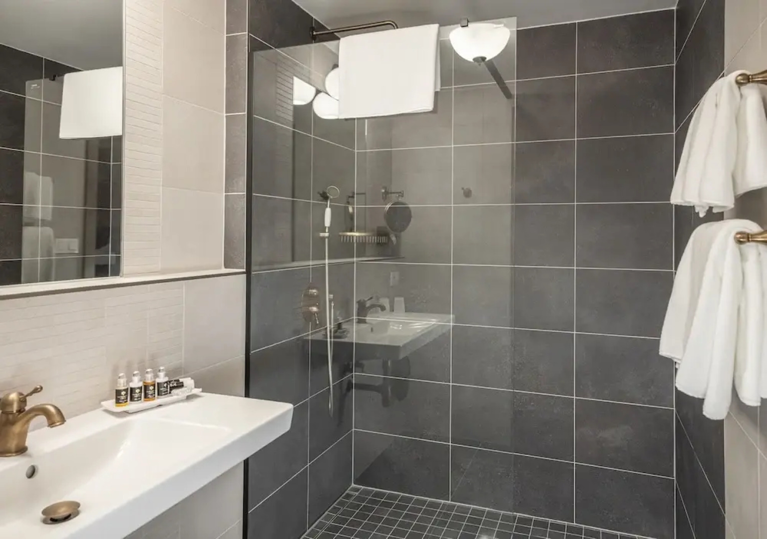 EFI SPA Hotel Superior & Pivovar