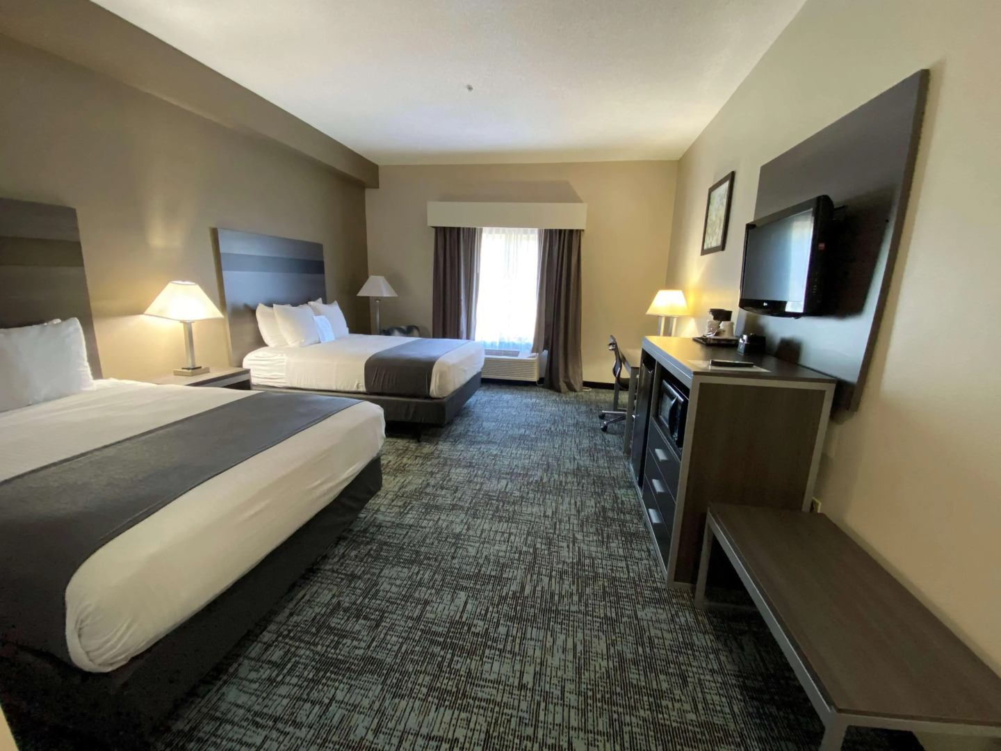 Spark by Hilton Smithfield I-95