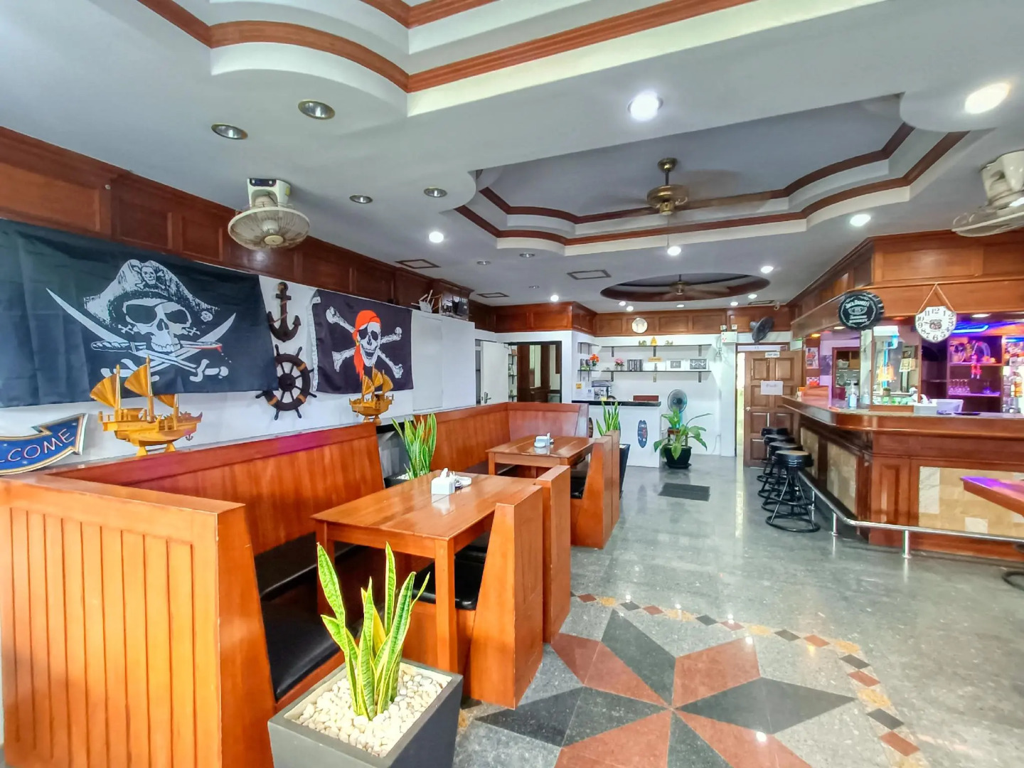 Hack Patong Beach Hotel