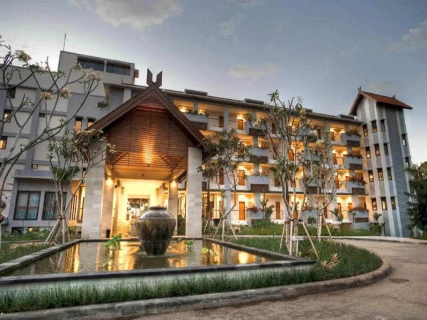 Bintang Flores Hotel