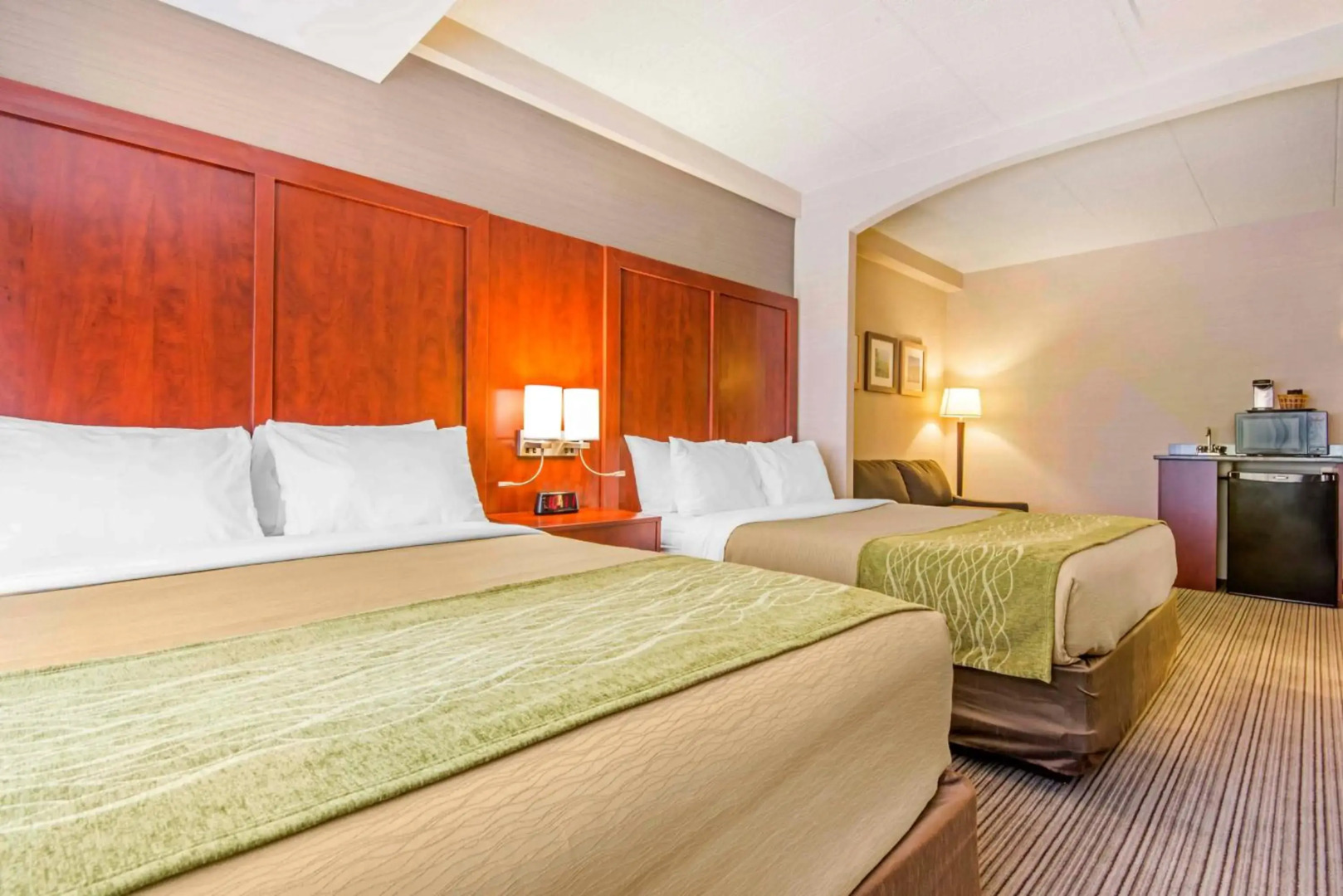 Comfort Inn & Suites