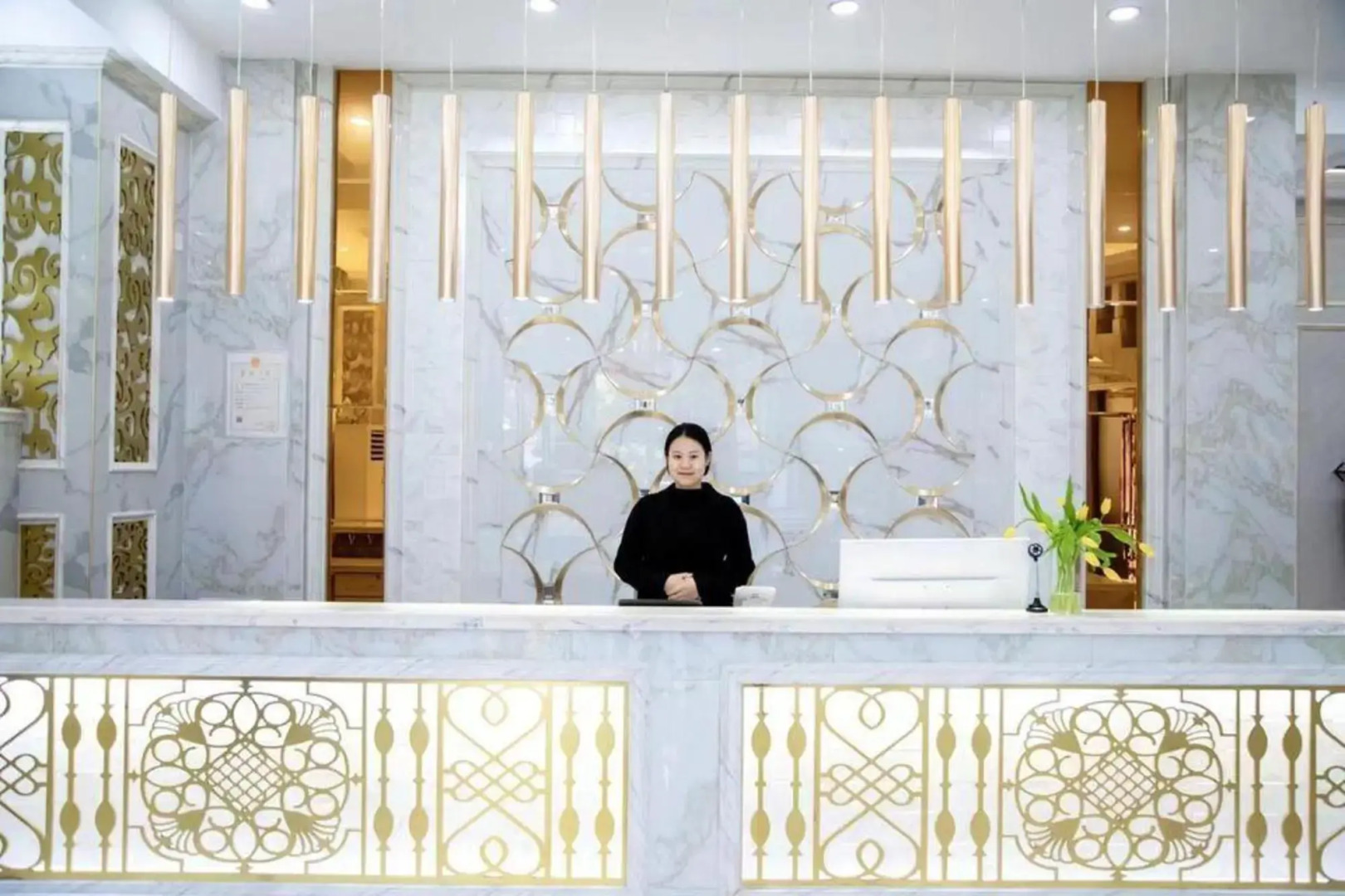 Huiqian Group Hotel (Shaotong Huandong)