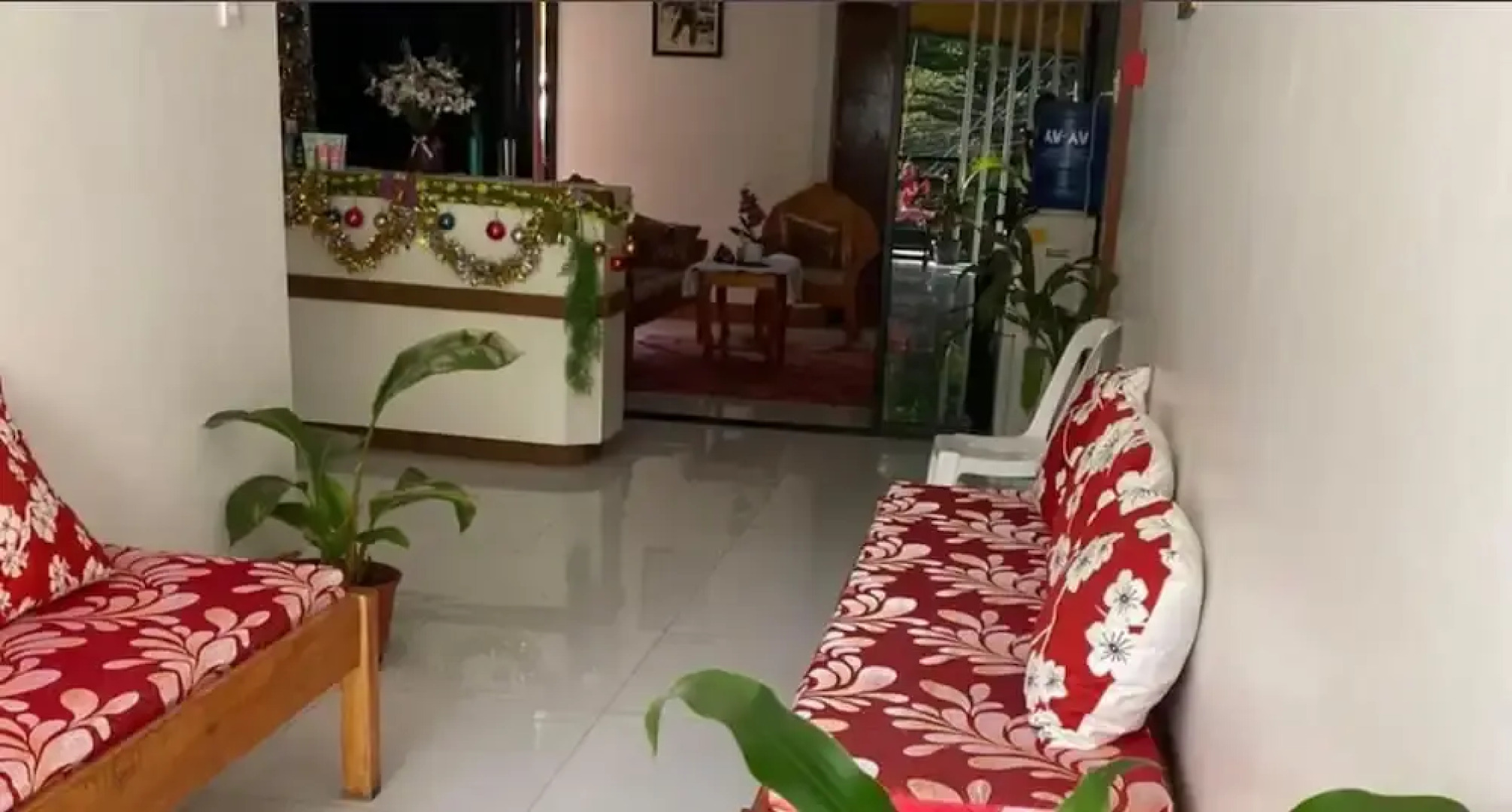 Enjoy and Have fun While Having Your Vacation, Come Book This Place