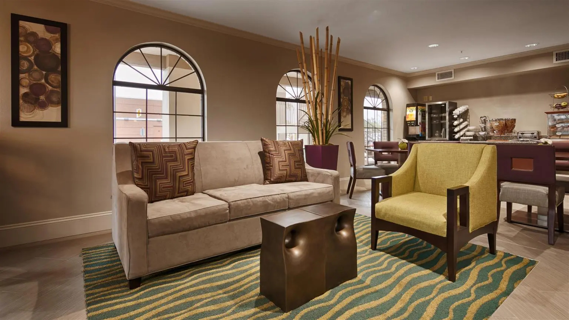 SureStay Hotel by Best Western Deer Park