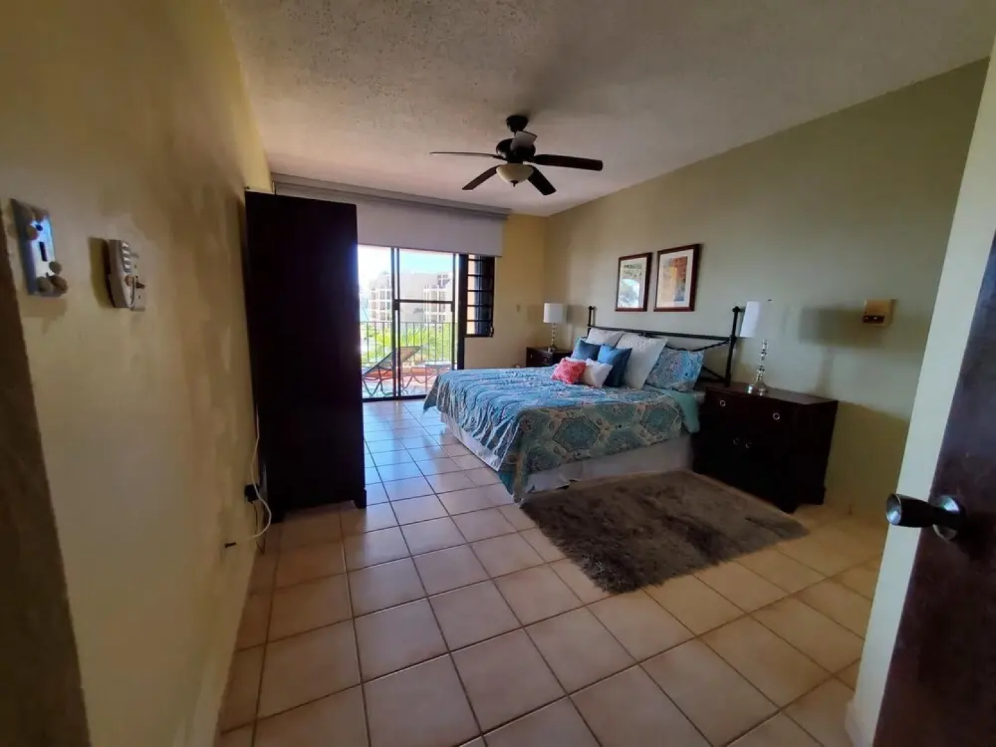 Amazing View Condo in Crescent Beach Cb210