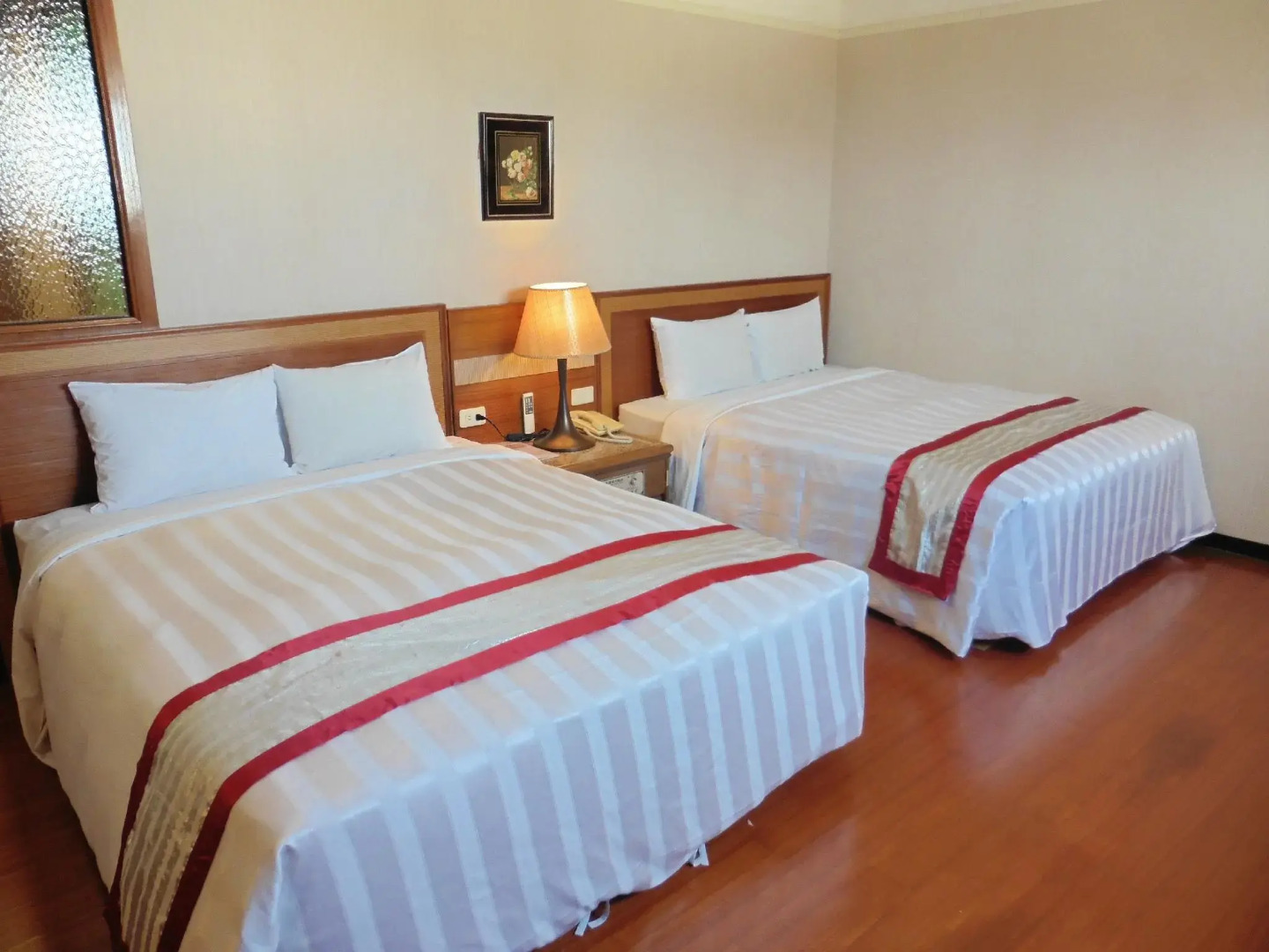 Tapeng Bay Holiday Hotel