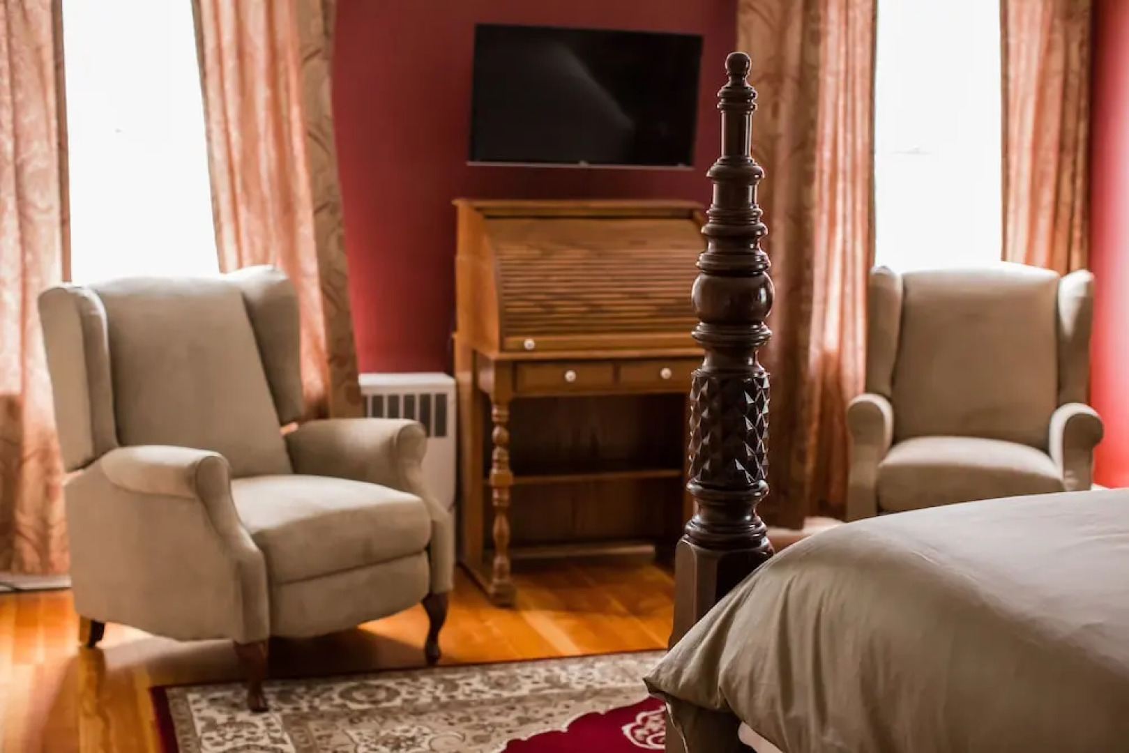 Warm Springs Inn & Winery