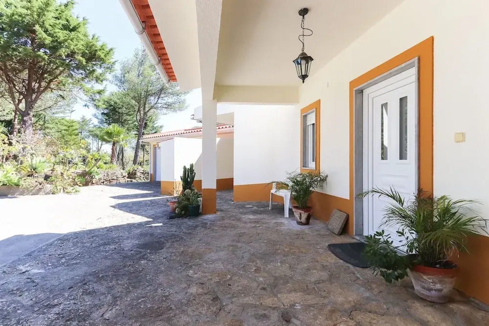 Sintra Classic Villa by Homing