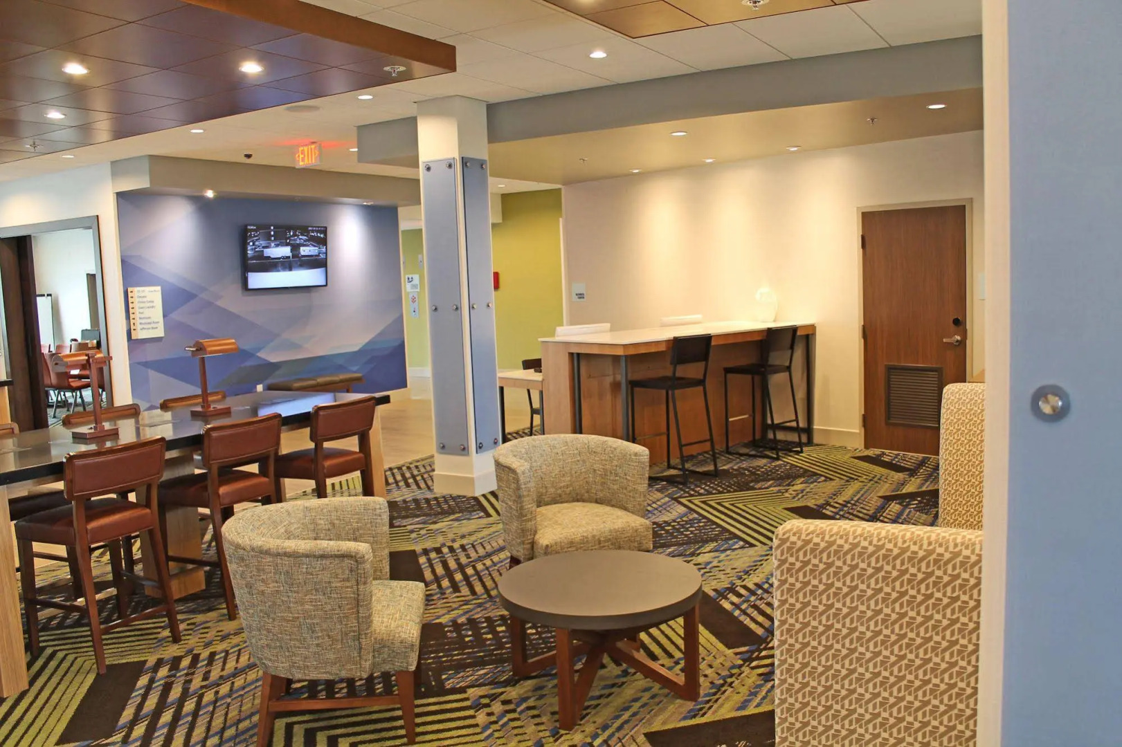 Holiday Inn Express and Suites St Louis South I55