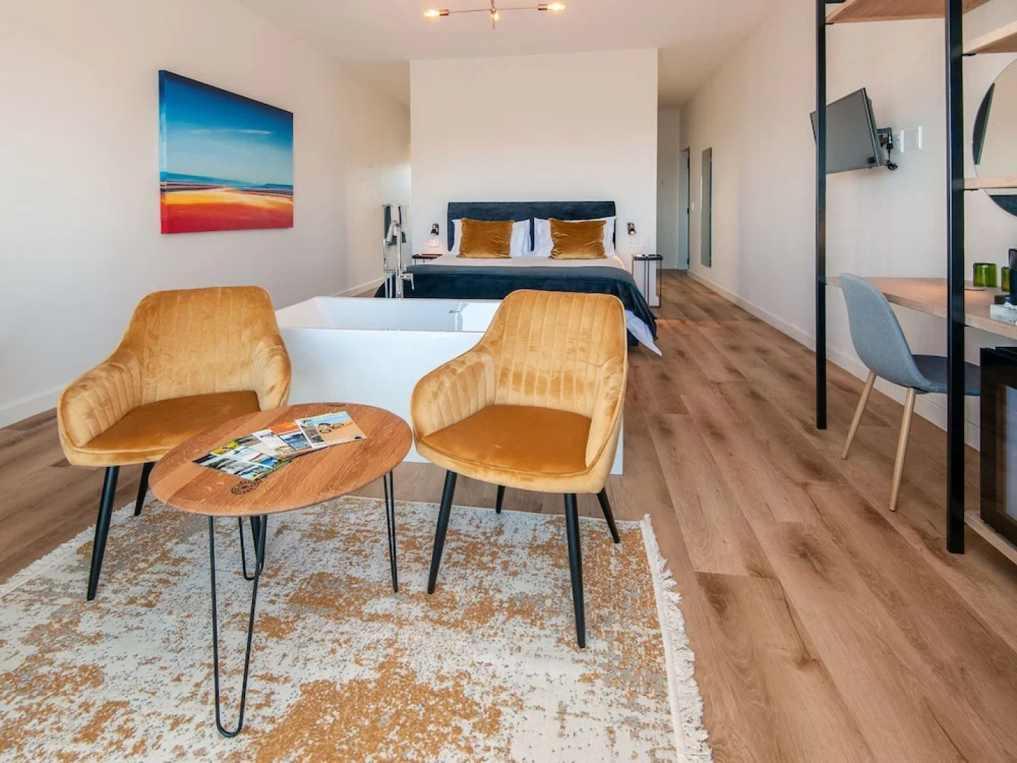 Glow Boutique Suites