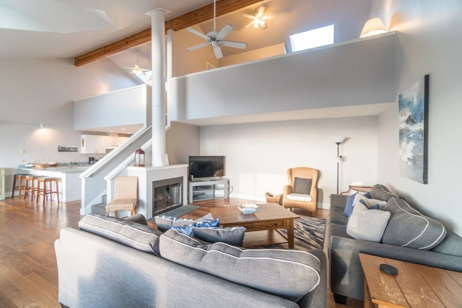 SeaQuell 3 Br condo by RedAwning