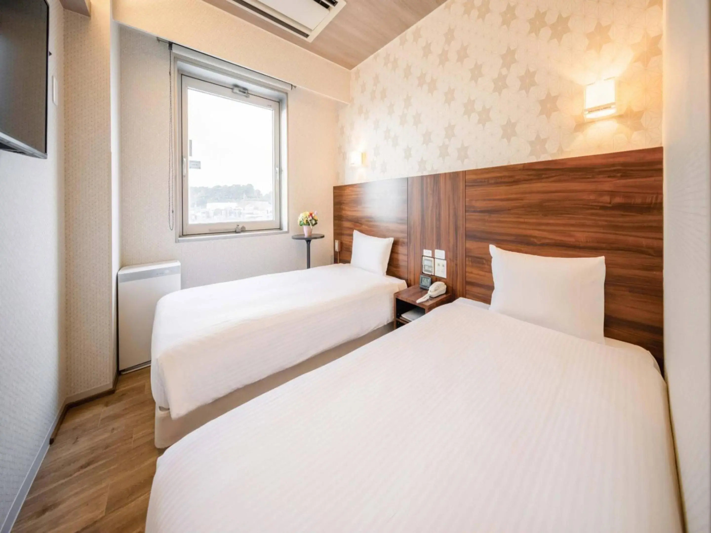 Tokai City Hotel