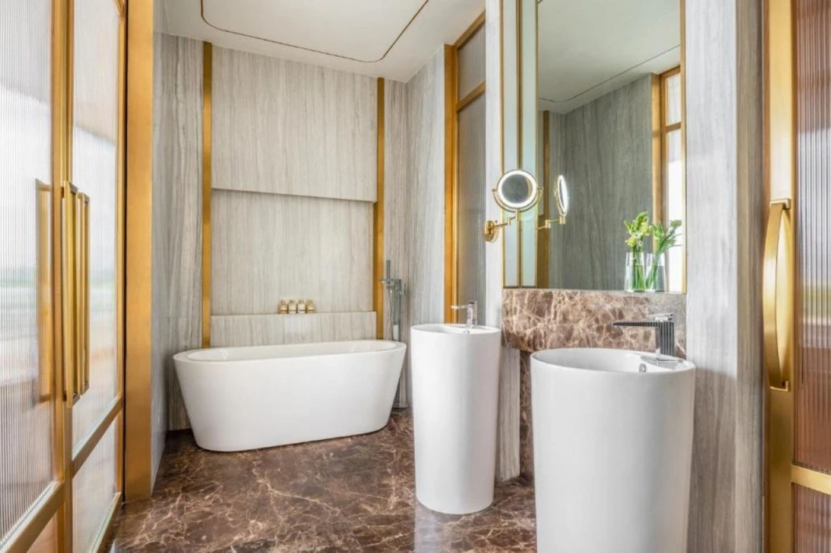 Отель Voco Dubai Monaco The Heart of Europe