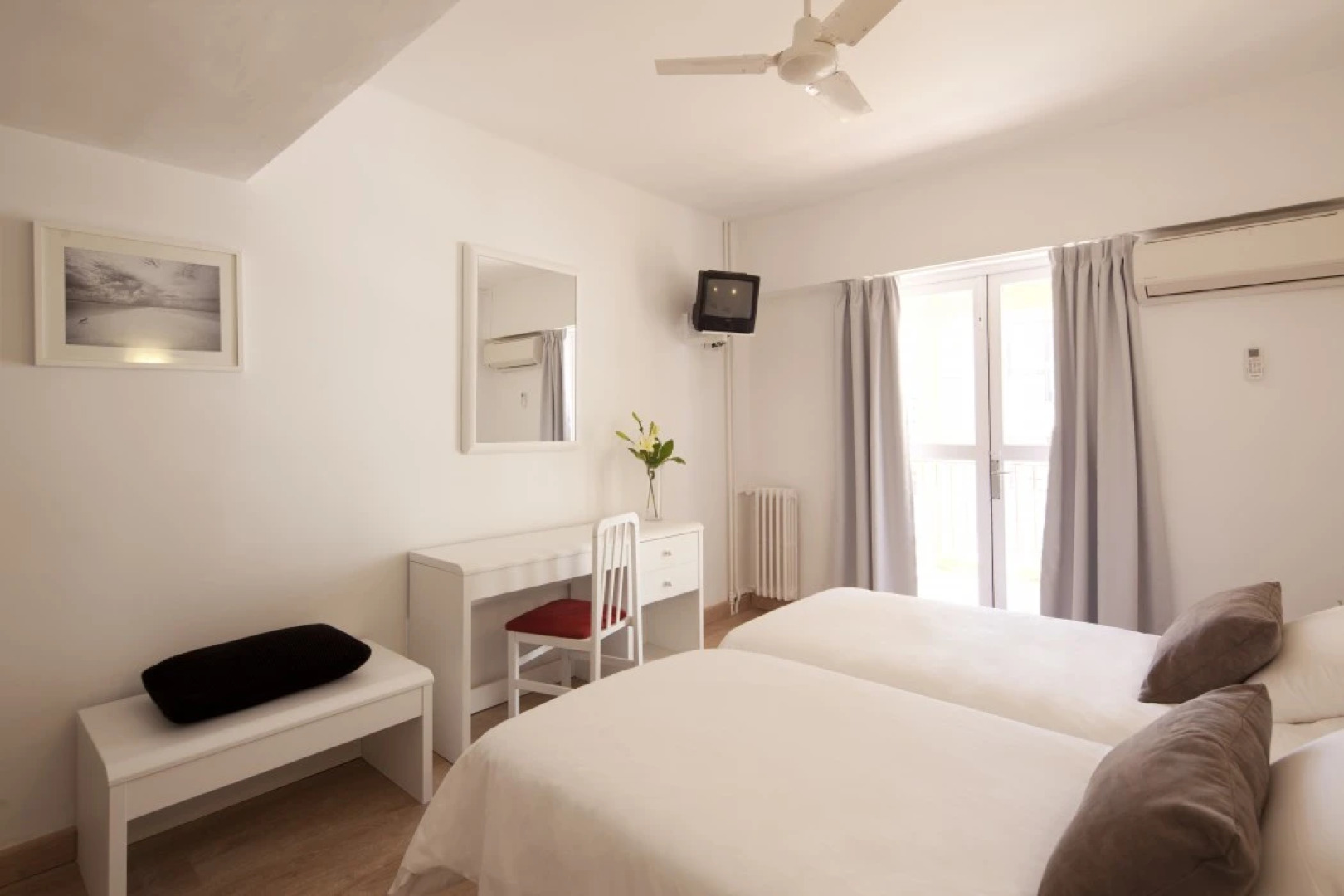 whala!beach Hotel & Apartments