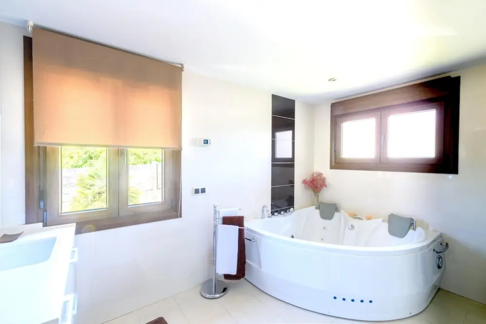 House With 4 Bedrooms in Sanjenjo, With Shared Pool, Enclosed Garden and Wifi