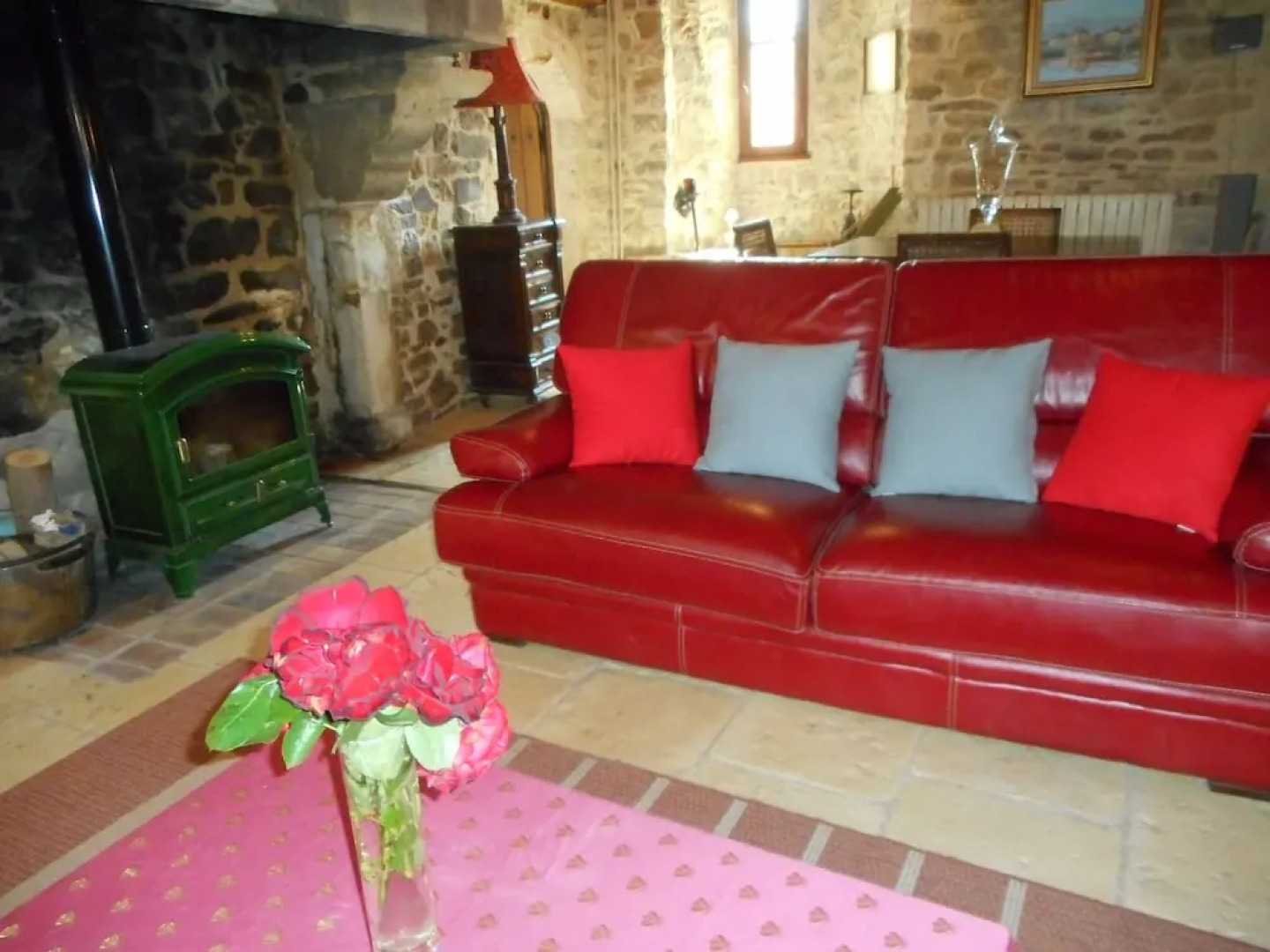 Prieure St Pierre de La Luthumiere