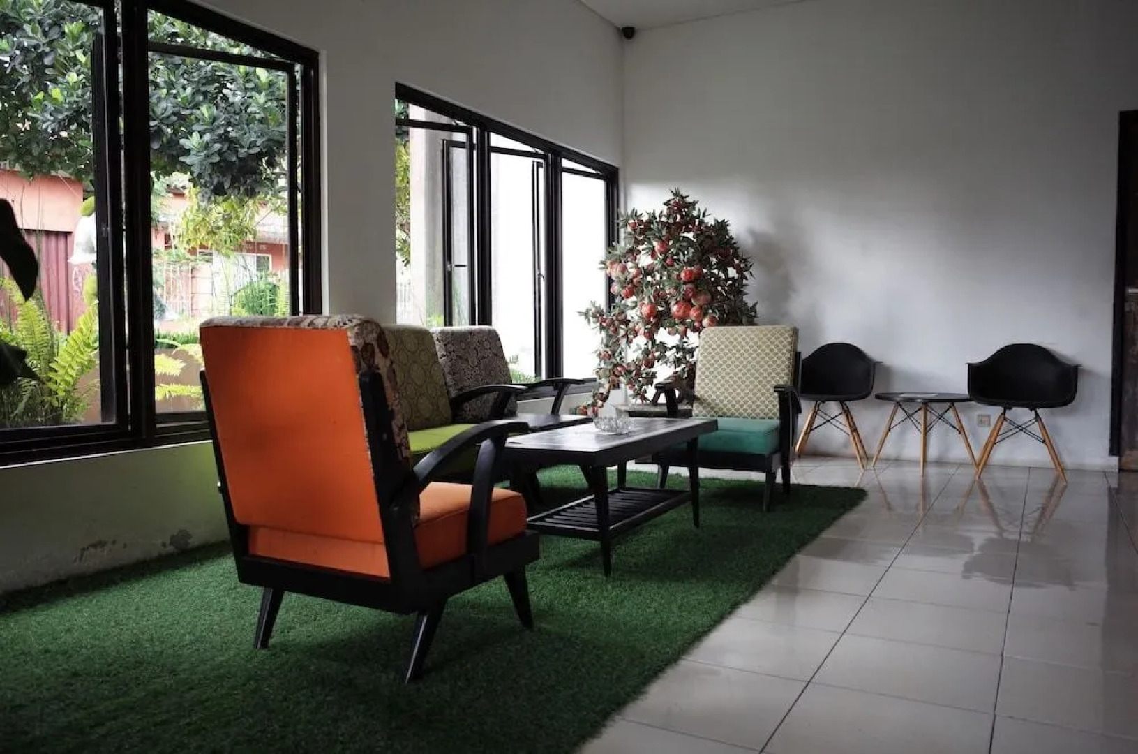 RedDoorz near Alun-alun Kota Sukabumi