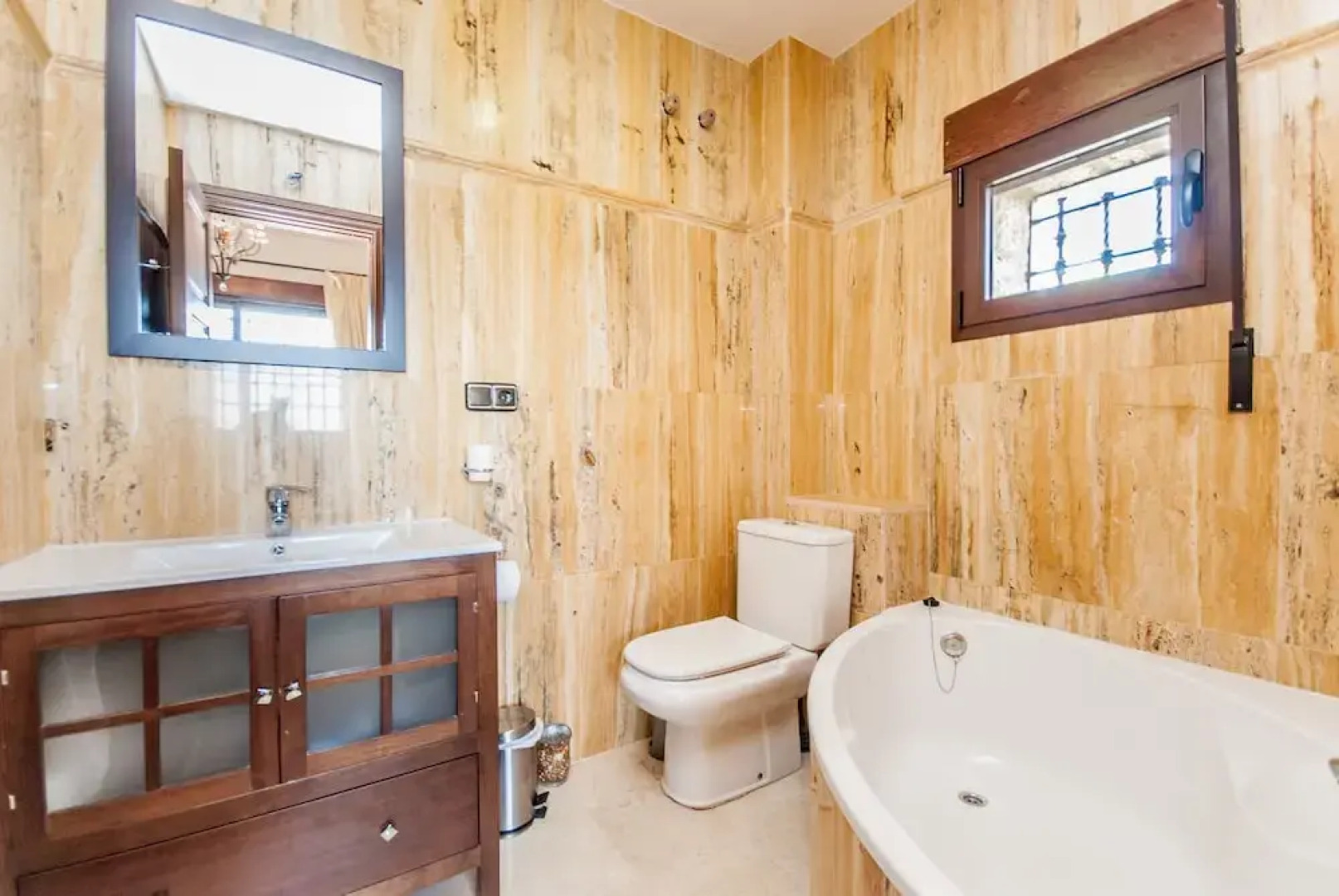 Cubo's Villa Dos Reyes