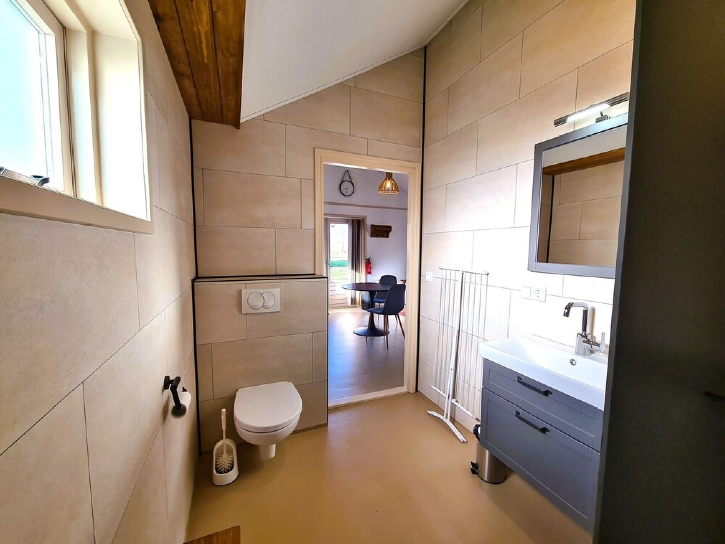 Tiny House, Ecological Surrounded by Nature