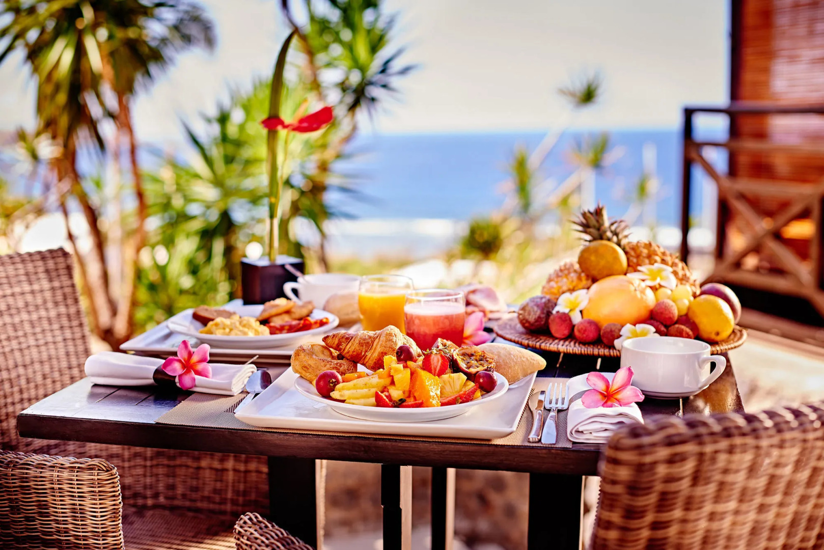 Iloha Seaview Hotel
