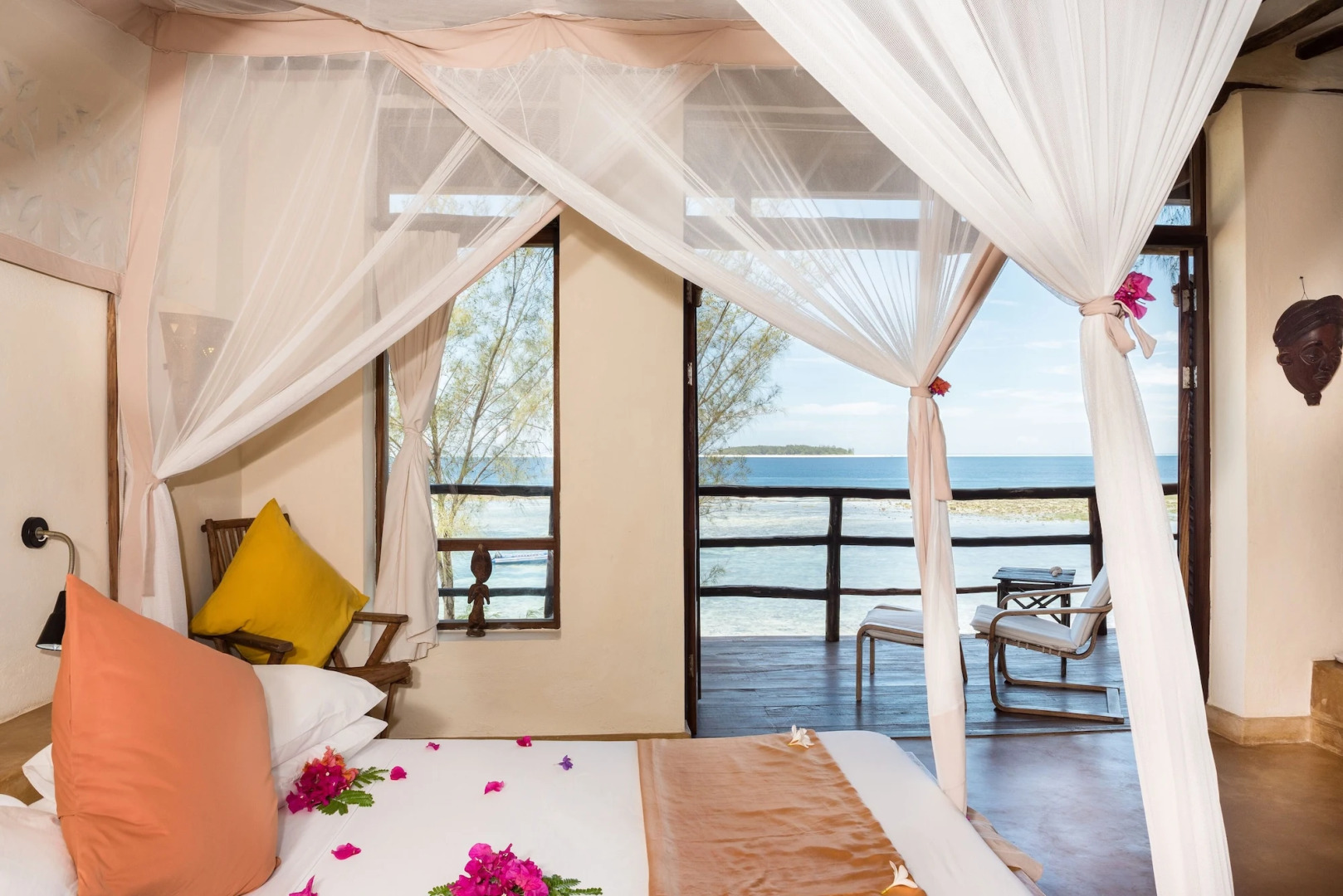 Sunshine Marine Lodge