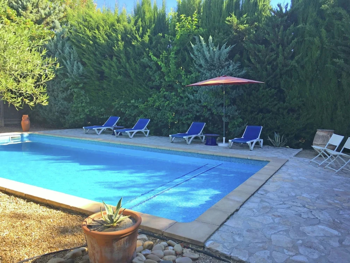 Quaint Holiday Home with Private Pool in Lorgues France