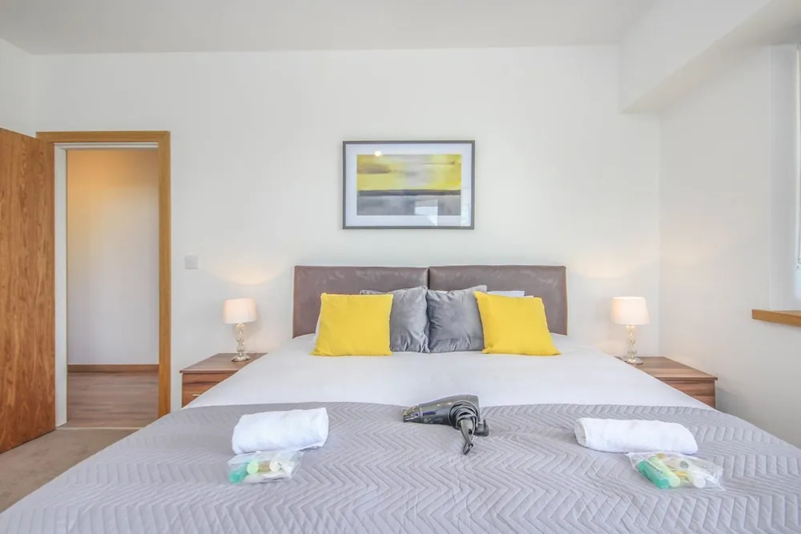 West Swindon Serviced Apartment