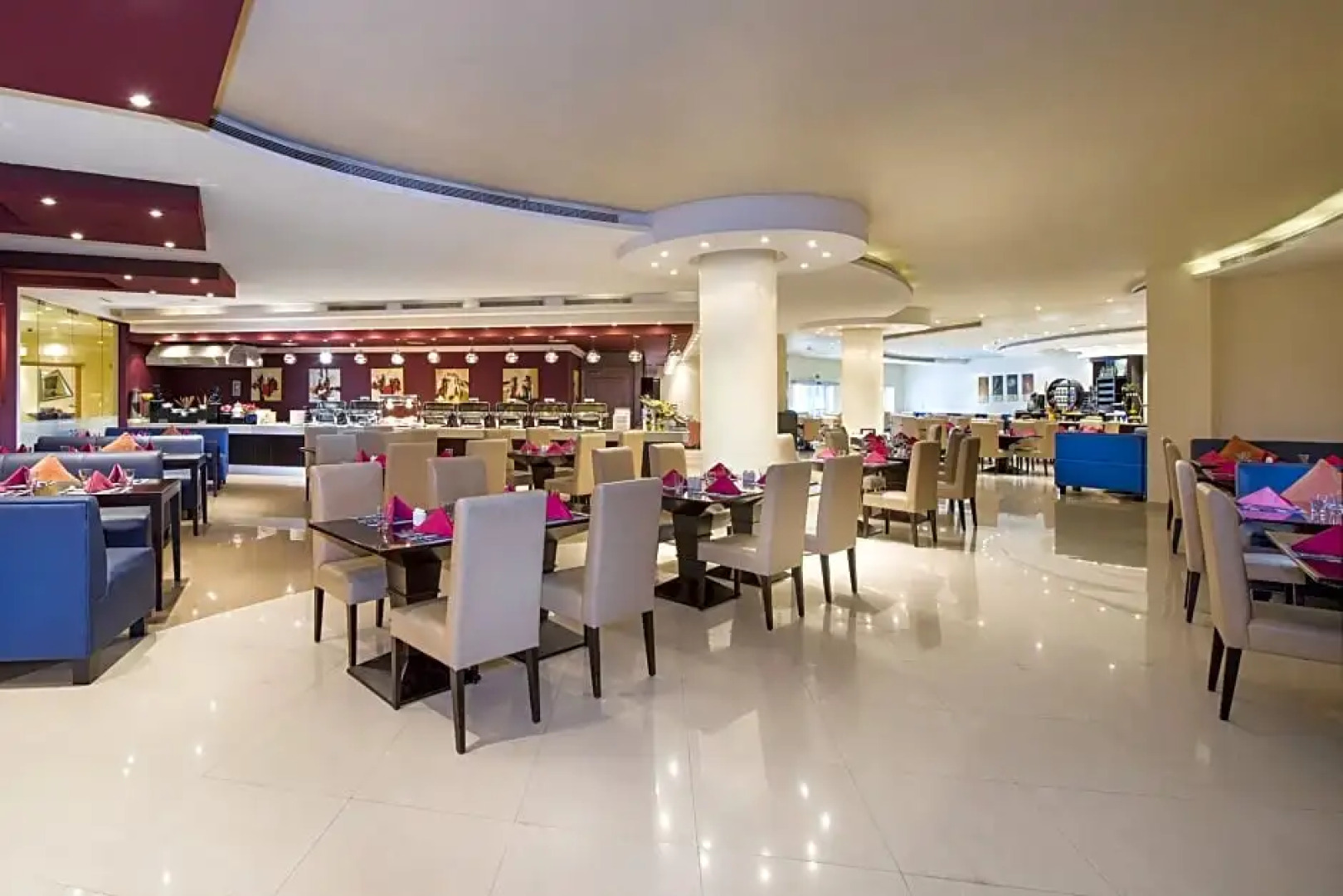 Отель Al Hamra Residence & Village