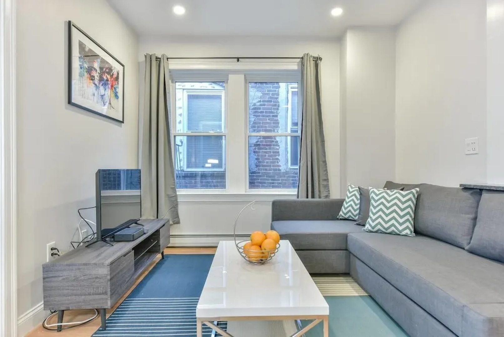 Modern 4br/2ba Condo in North End by Domio
