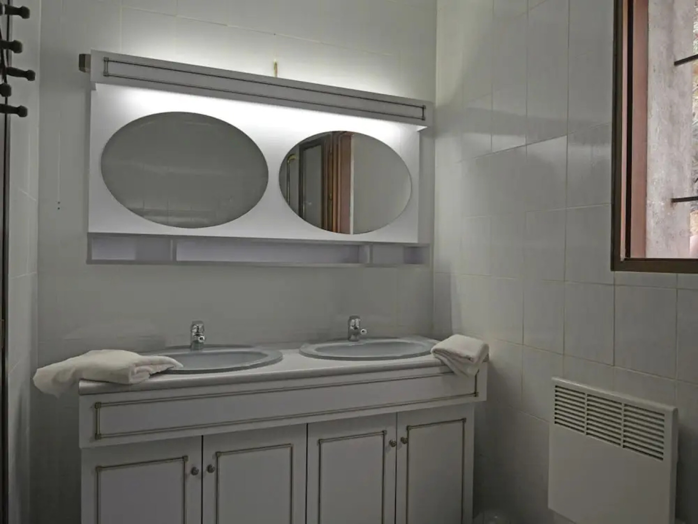 Spacious Holiday Home near River in Le Boulou