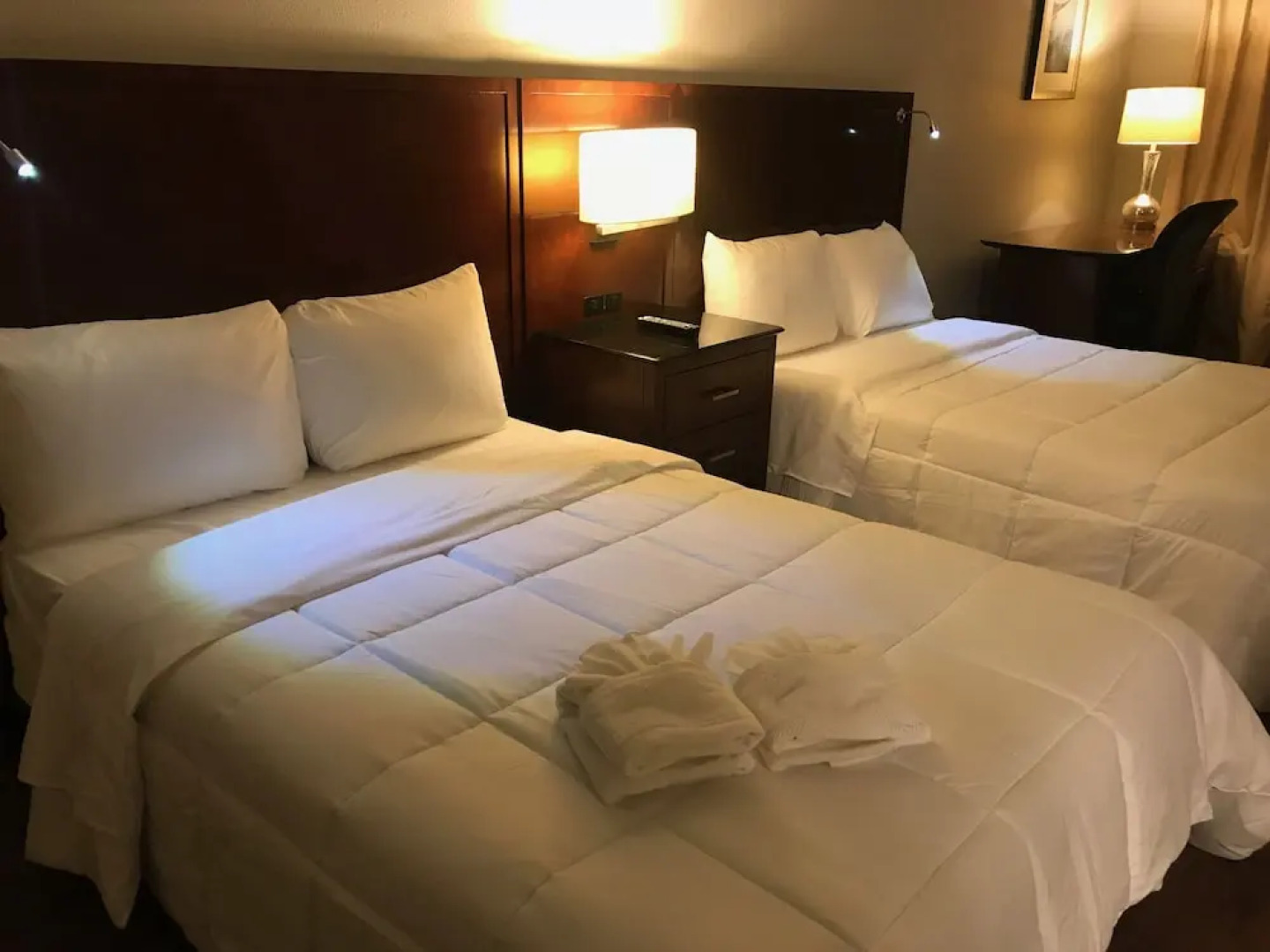 Stratus Suites - Boutique Hotel