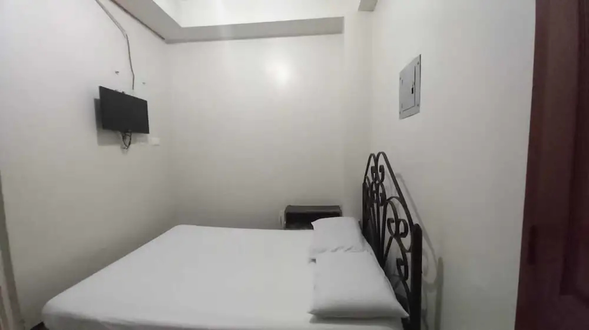 OYO 1066 Dorotello Apartelle