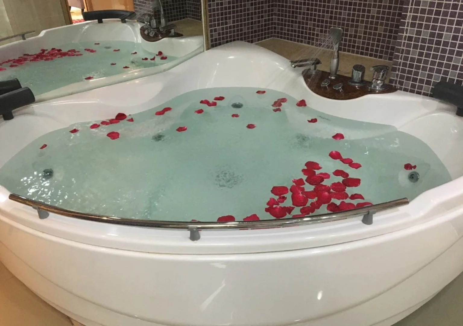 Universal House Hotel