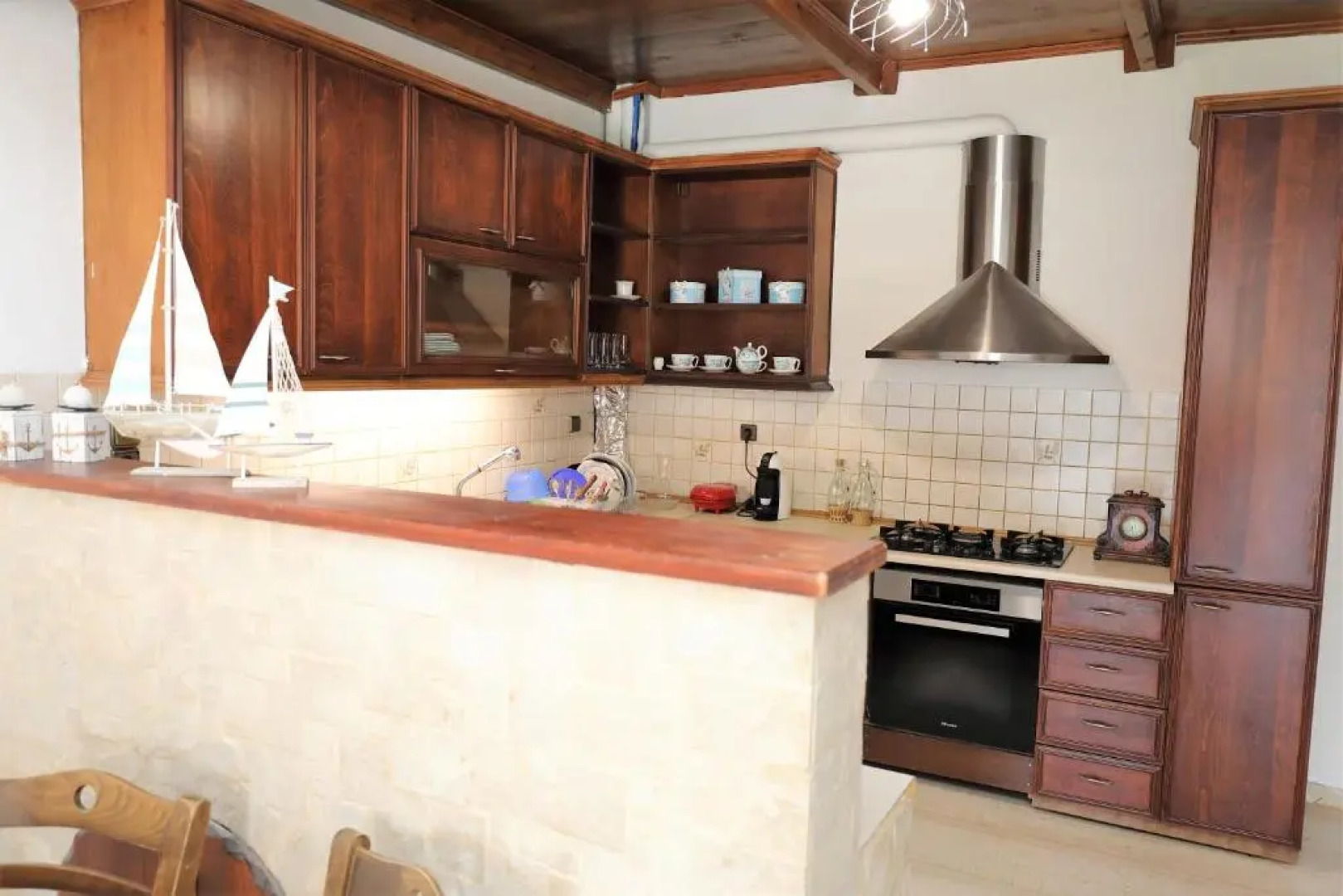 Endless Blue Sea Frontal house