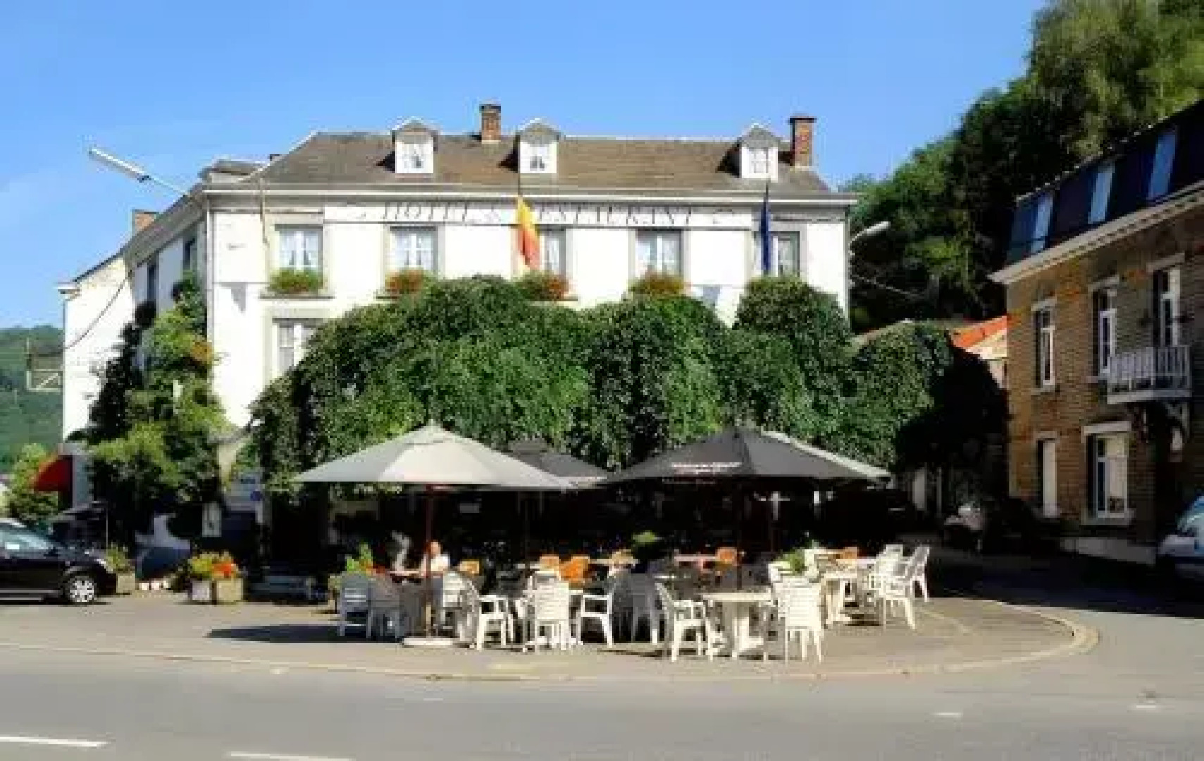 Royal Hotel-Restaurant Bonhomme