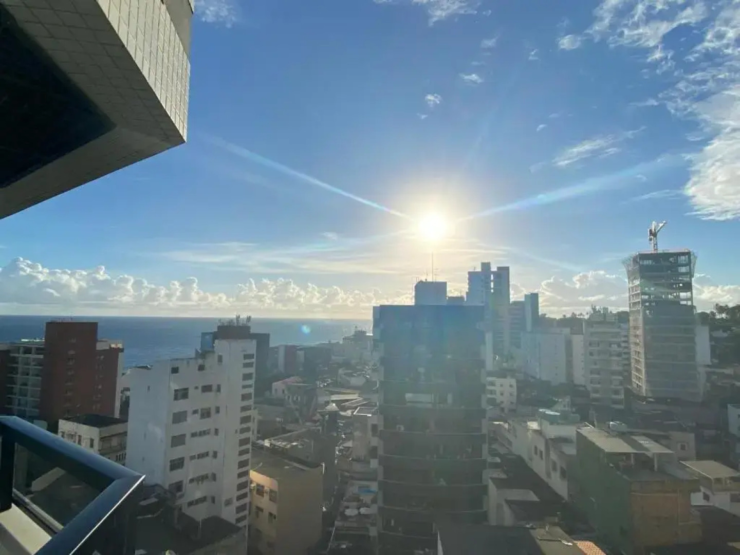 Condomínio Edifício Barra Tropical Residence