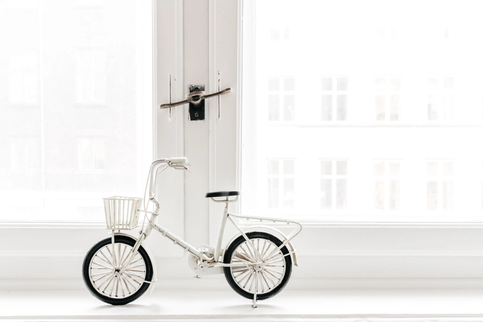 ★180SQM Luxury Apt. City center - 50M to metro! ★