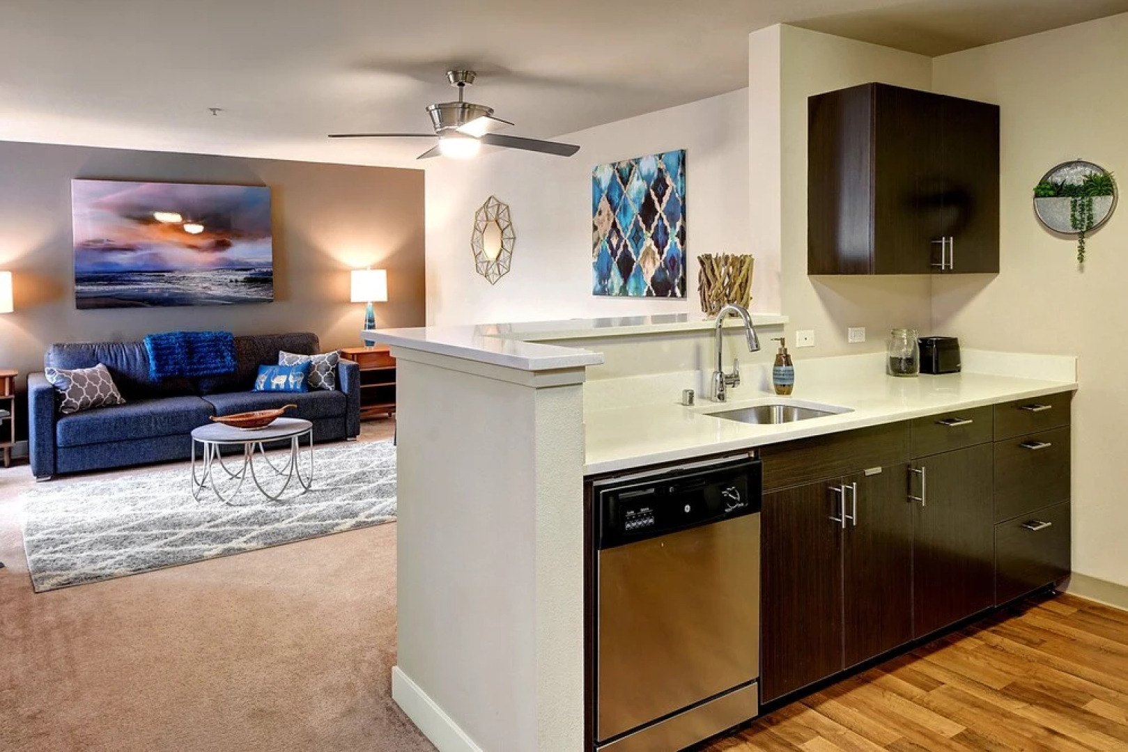 Fountain Court Jewel Suite - Two Bedroom Apartment